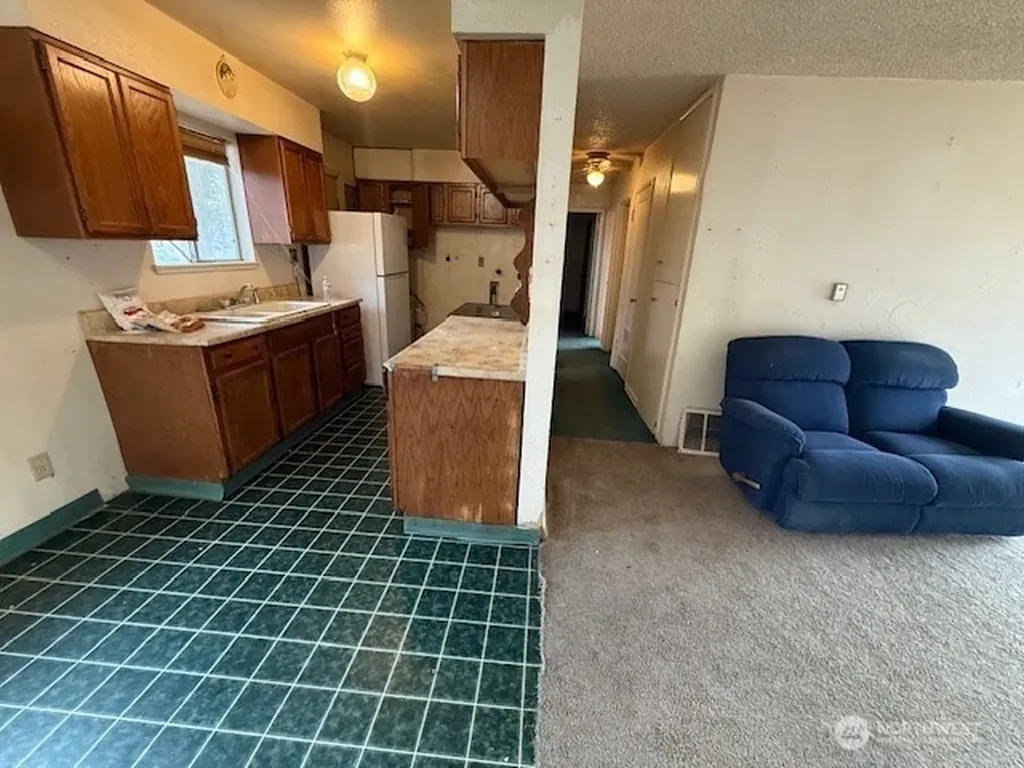 710 S Hawthorne Drive Moses Lake WA 98837