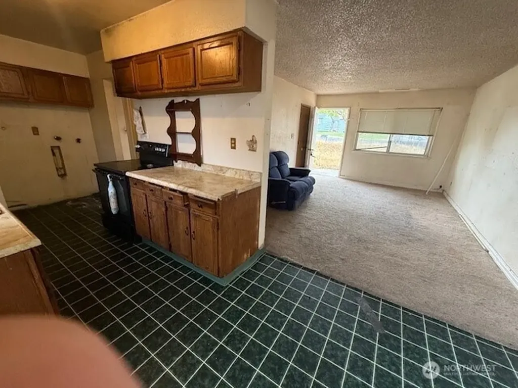 710 S Hawthorne Drive Moses Lake WA 98837