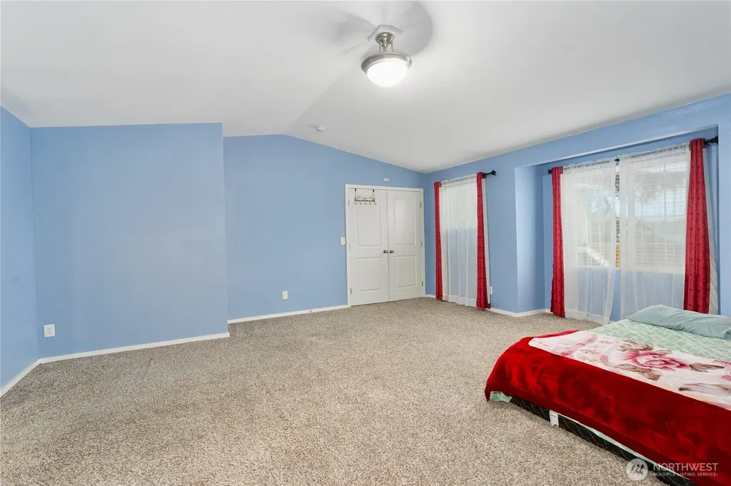 4333 S 52nd Street Tacoma WA 98409