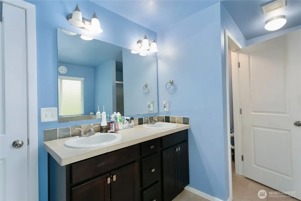 4333 S 52nd Street Tacoma WA 98409