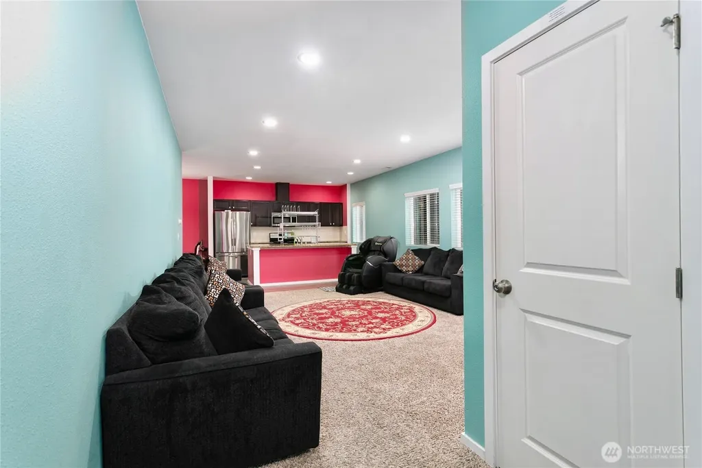 4333 S 52nd Street Tacoma WA 98409