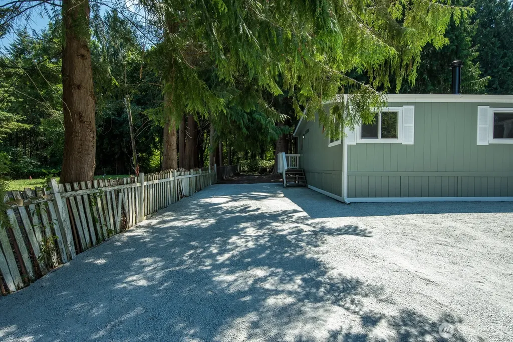 922 124th Place NW Marysville WA 98271
