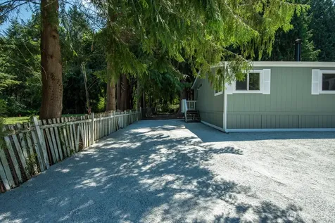 922 124th Place NW Marysville WA 98271