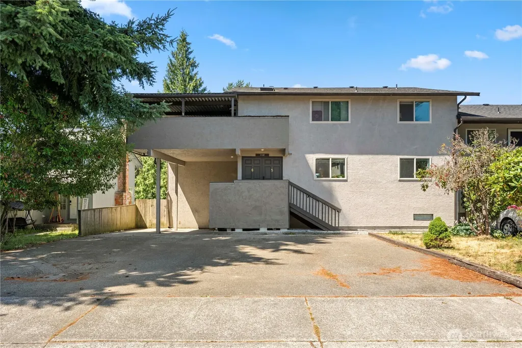 1132 90th Street SW Everett WA 98204