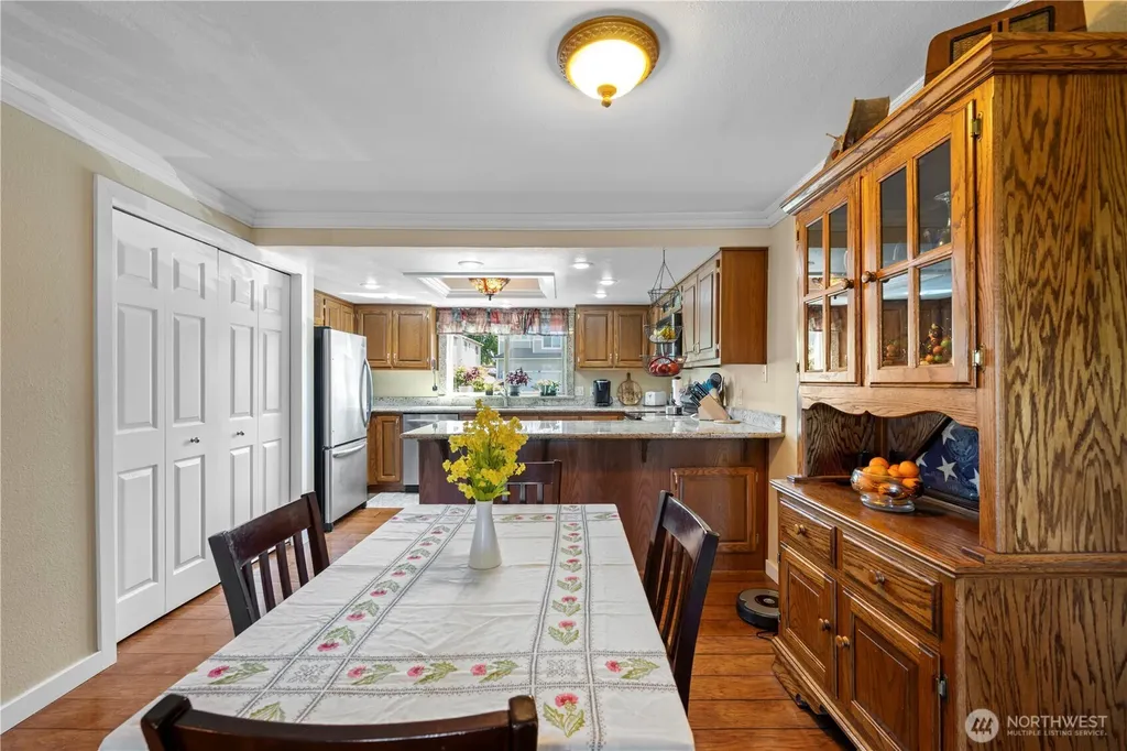 1132 90th Street SW Everett WA 98204