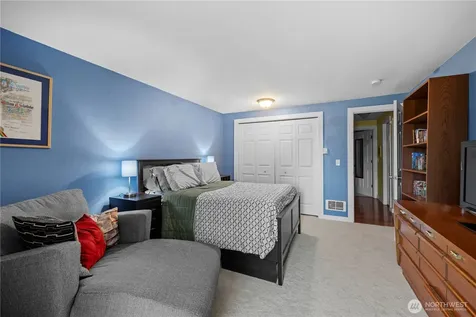 1132 90th Street SW Everett WA 98204