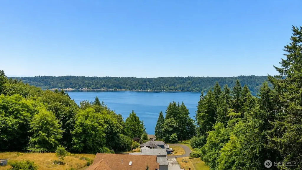 12415 6th Avenue NW Gig Harbor WA 98332
