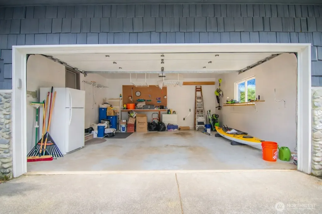 12415 6th Avenue NW Gig Harbor WA 98332