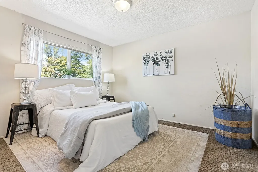 2810 W Crestline Drive Bellingham WA 98226