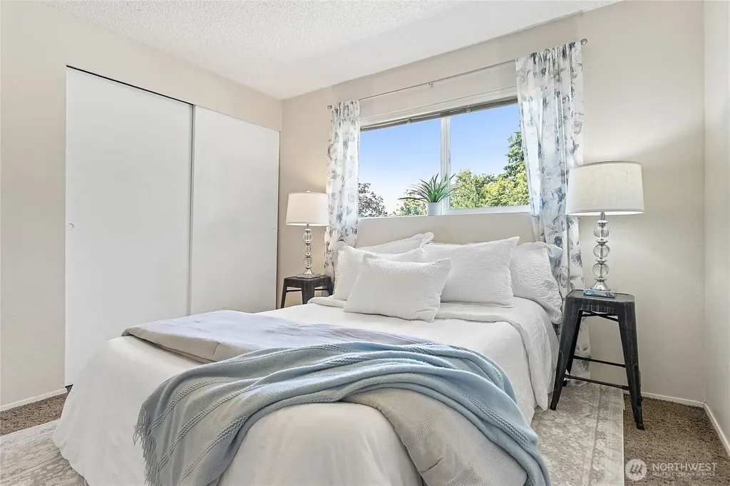 2810 W Crestline Drive Bellingham WA 98226