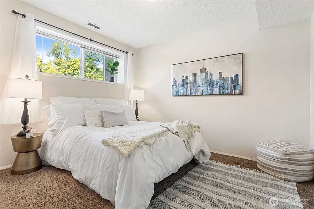 2810 W Crestline Drive Bellingham WA 98226