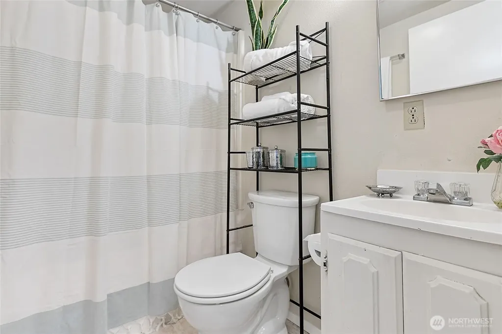2810 W Crestline Drive Bellingham WA 98226