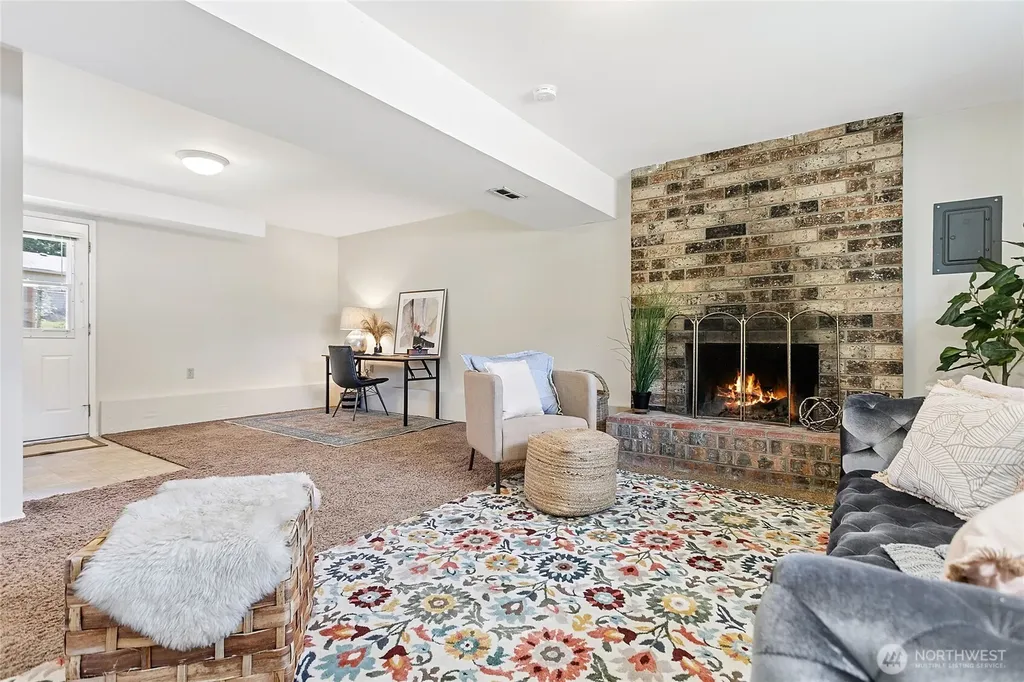 2810 W Crestline Drive Bellingham WA 98226