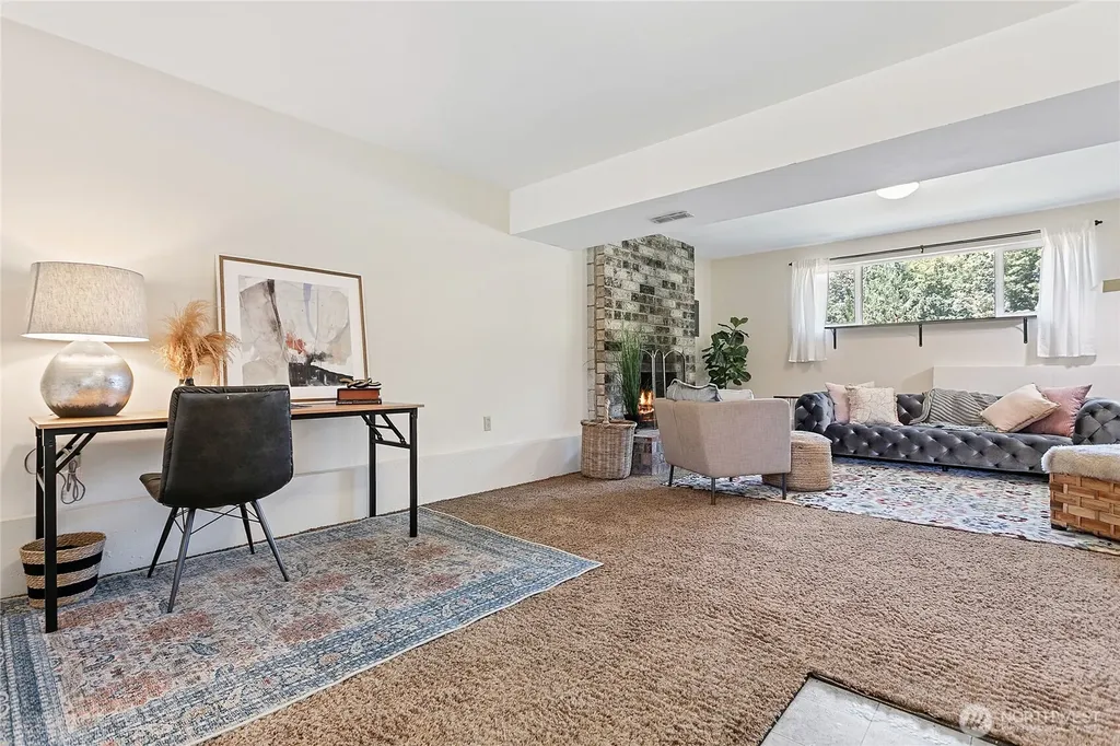2810 W Crestline Drive Bellingham WA 98226