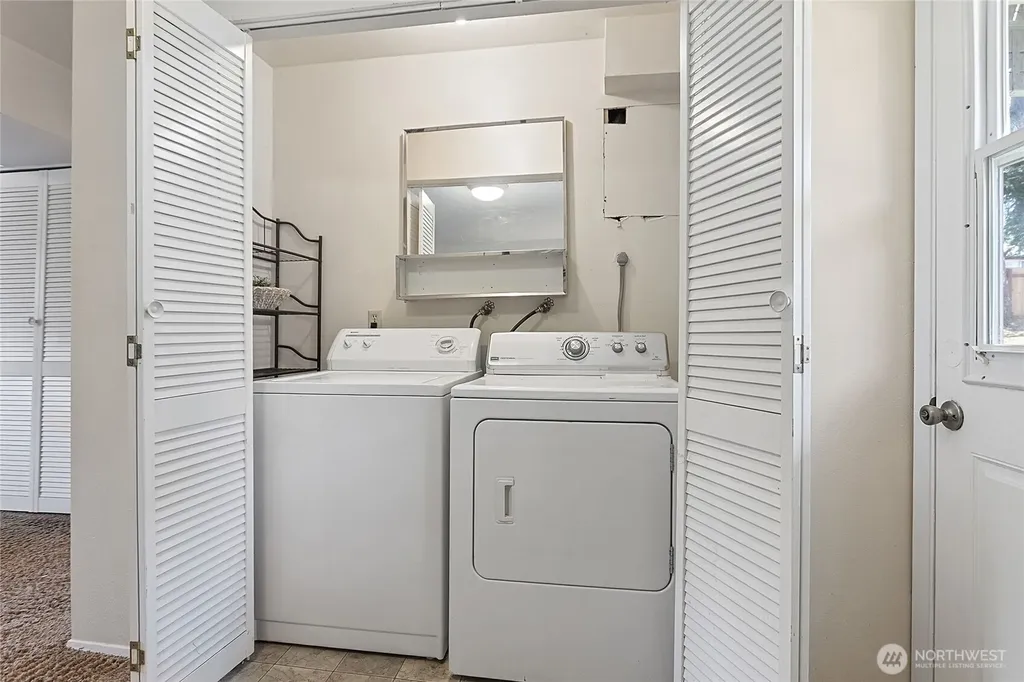 2810 W Crestline Drive Bellingham WA 98226