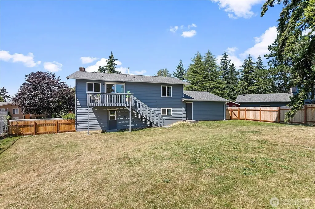 2810 W Crestline Drive Bellingham WA 98226