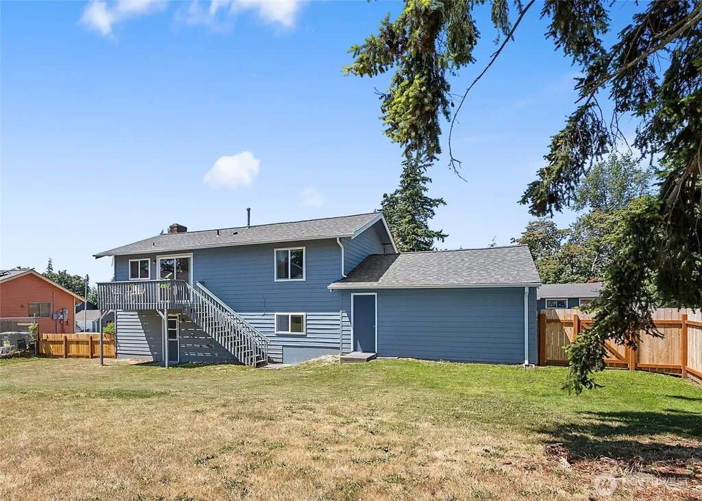 2810 W Crestline Drive Bellingham WA 98226
