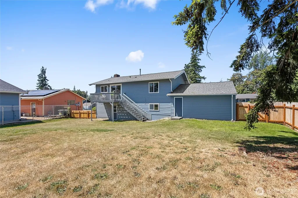 2810 W Crestline Drive Bellingham WA 98226