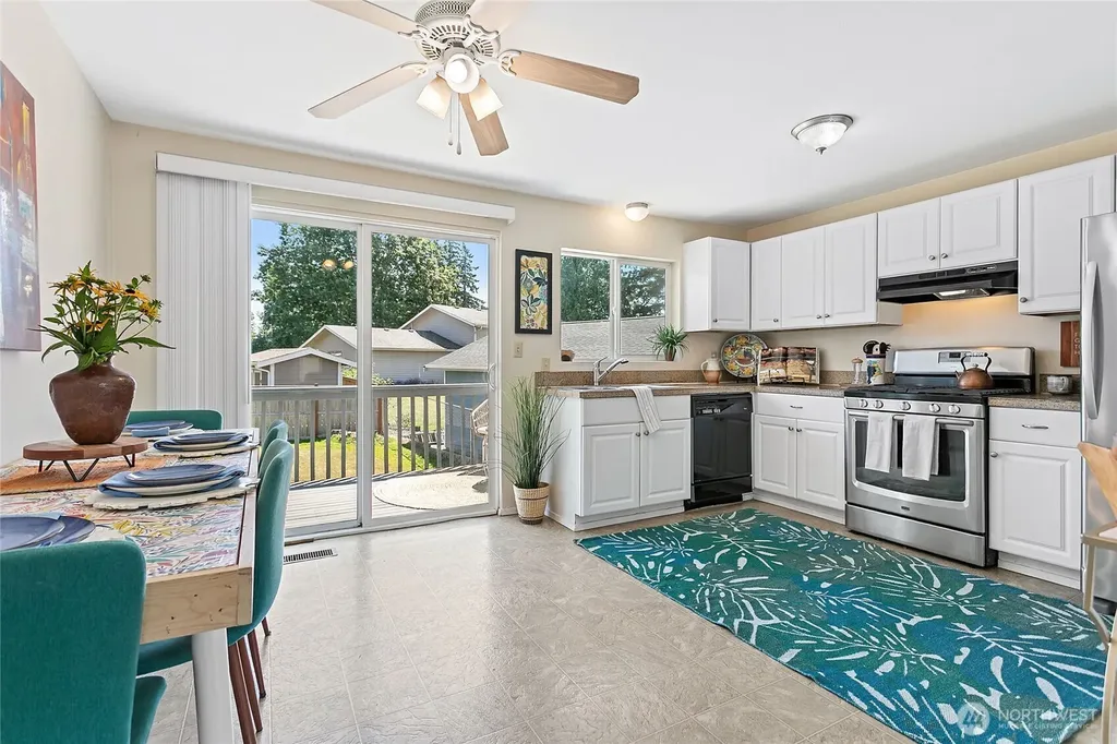 2810 W Crestline Drive Bellingham WA 98226