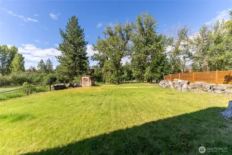 821 Riverside Street Winthrop WA 98862
