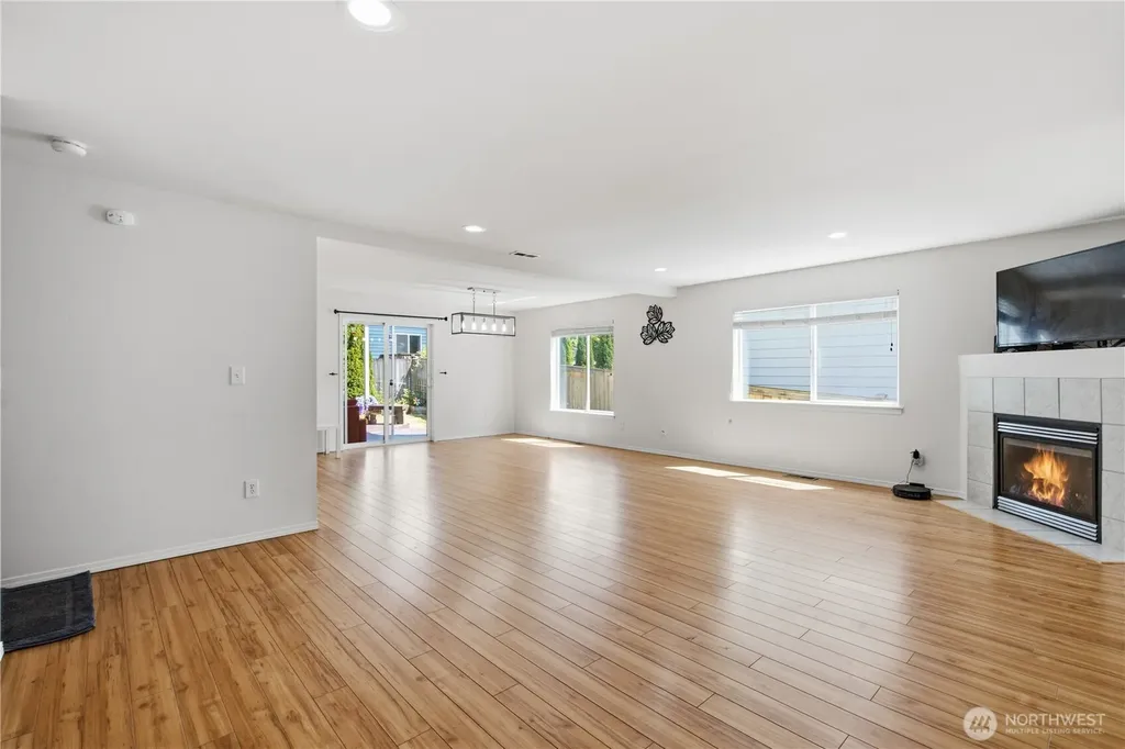 3929 152nd Place SE Bothell WA 98012