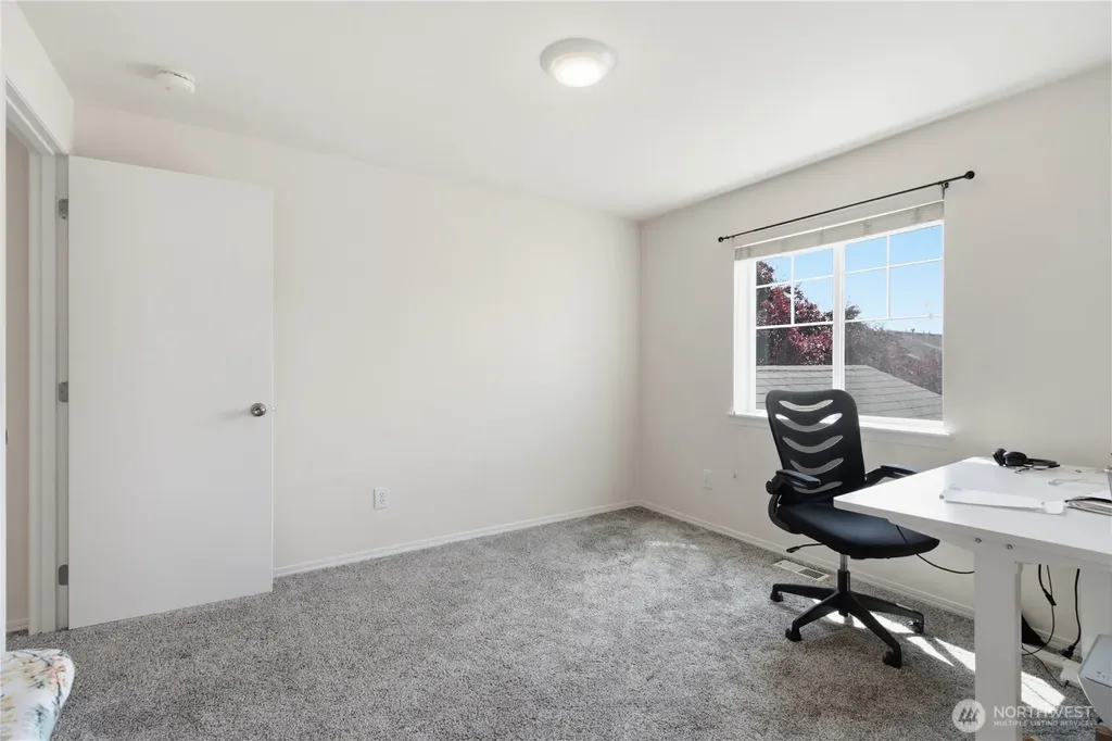 3929 152nd Place SE Bothell WA 98012