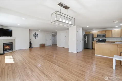 3929 152nd Place SE Bothell WA 98012