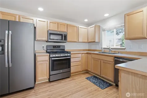 3929 152nd Place SE Bothell WA 98012