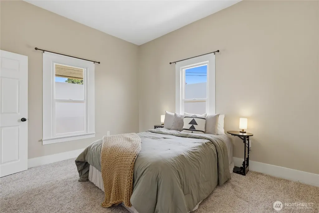 337 Loves Avenue Woodland WA 98674