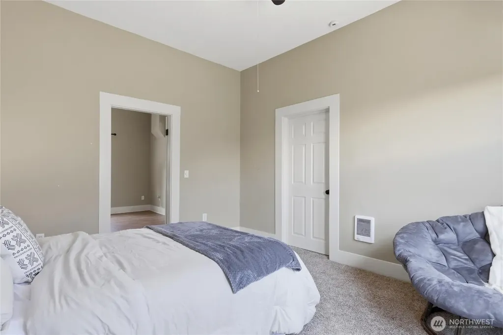 337 Loves Avenue Woodland WA 98674