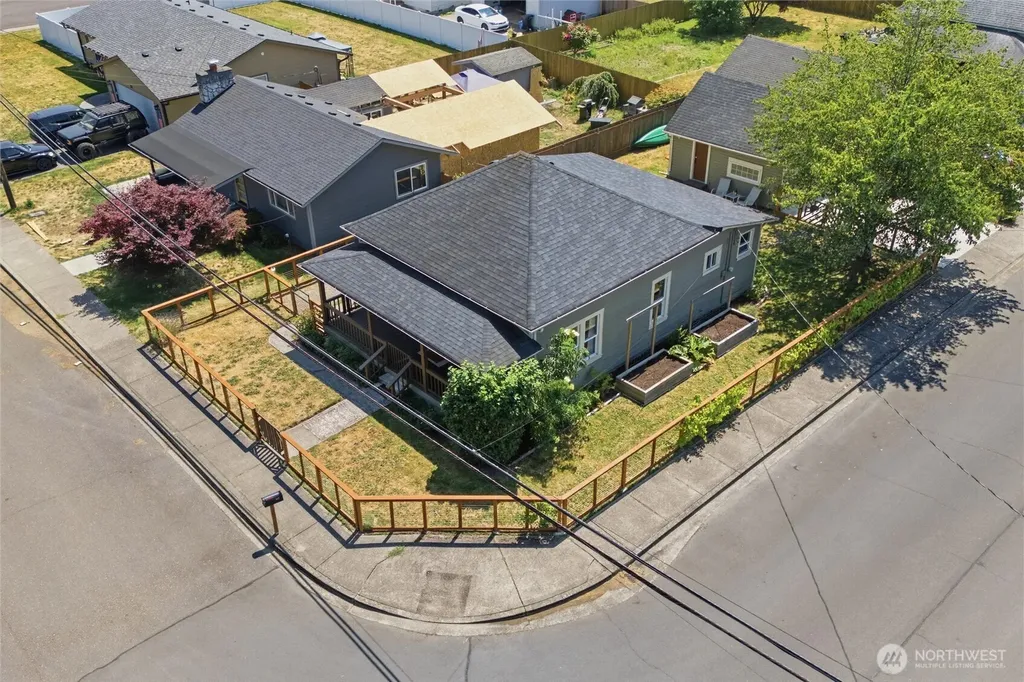 337 Loves Avenue Woodland WA 98674
