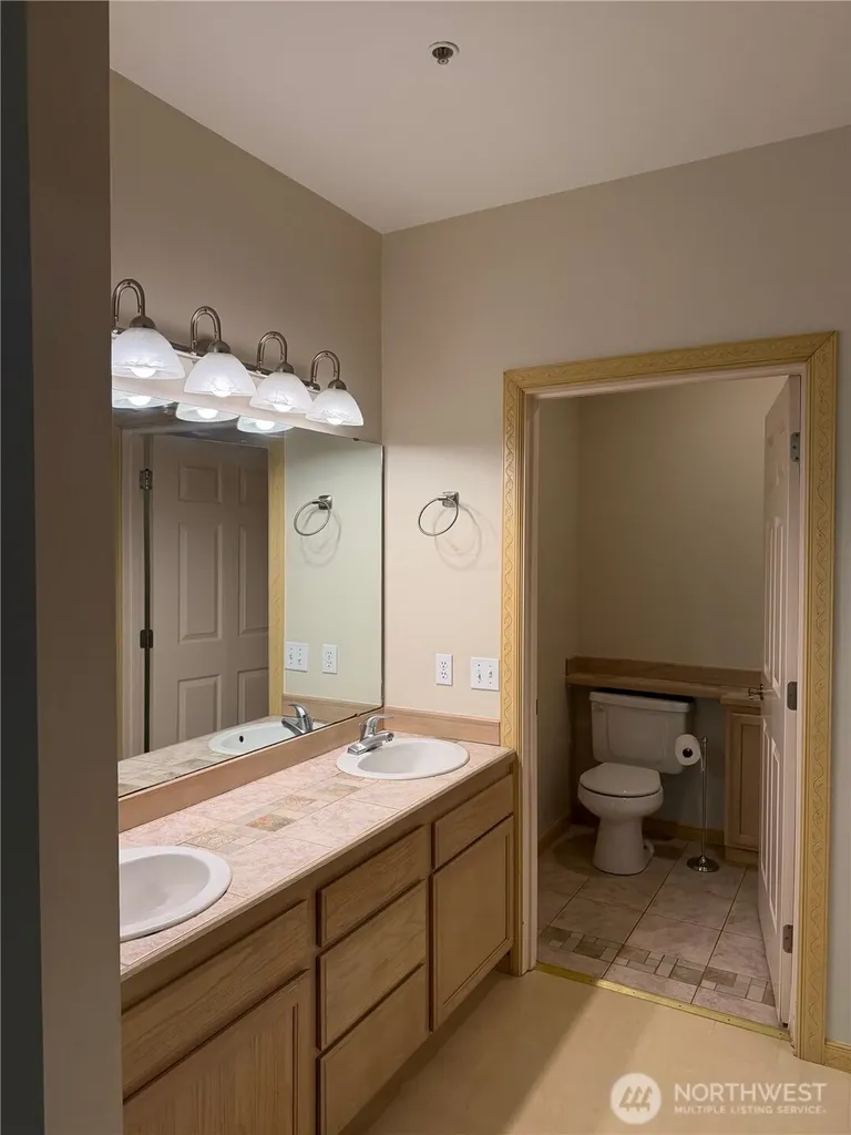 5400 Harbour Pointe Boulevard Mukilteo WA 98275