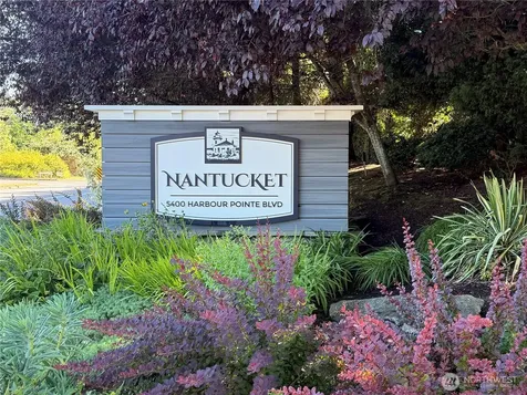 5400 Harbour Pointe Boulevard Mukilteo WA 98275