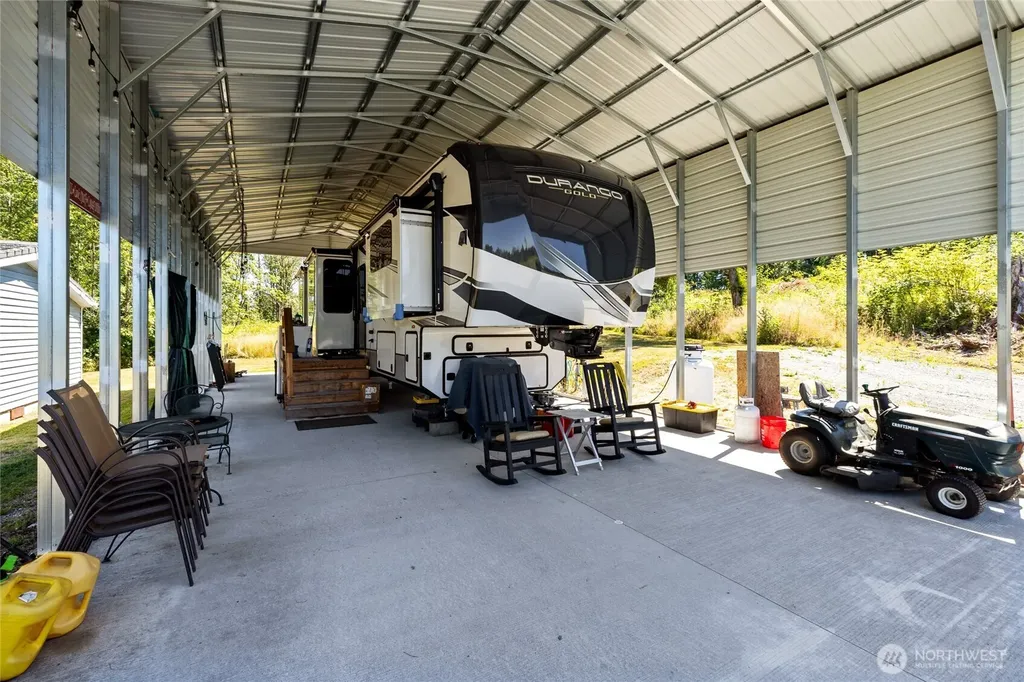 29427 Orting Kapowsin Highway E Graham WA 98338