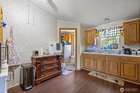 29427 Orting Kapowsin Highway E Graham WA 98338