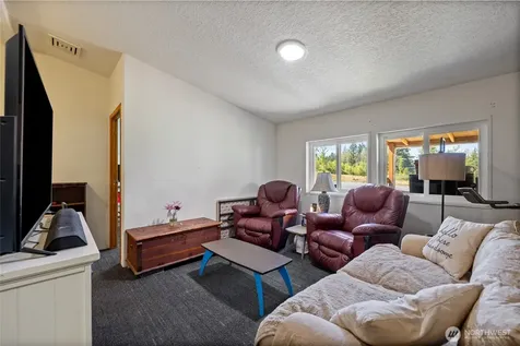 29427 Orting Kapowsin Highway E Graham WA 98338