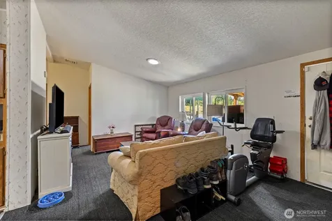 29427 Orting Kapowsin Highway E Graham WA 98338