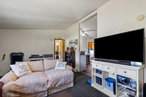 29427 Orting Kapowsin Highway E Graham WA 98338