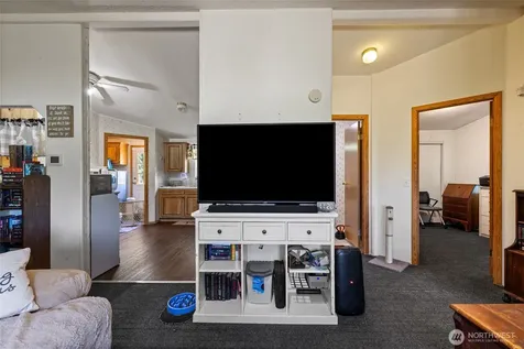 29427 Orting Kapowsin Highway E Graham WA 98338