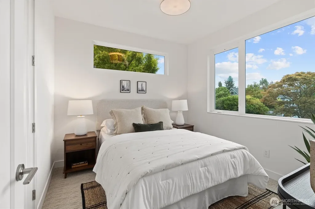 4047 44th Avenue SW Seattle WA 98116