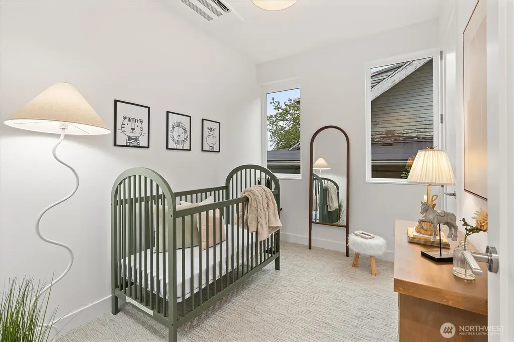 4047 44th Avenue SW Seattle WA 98116
