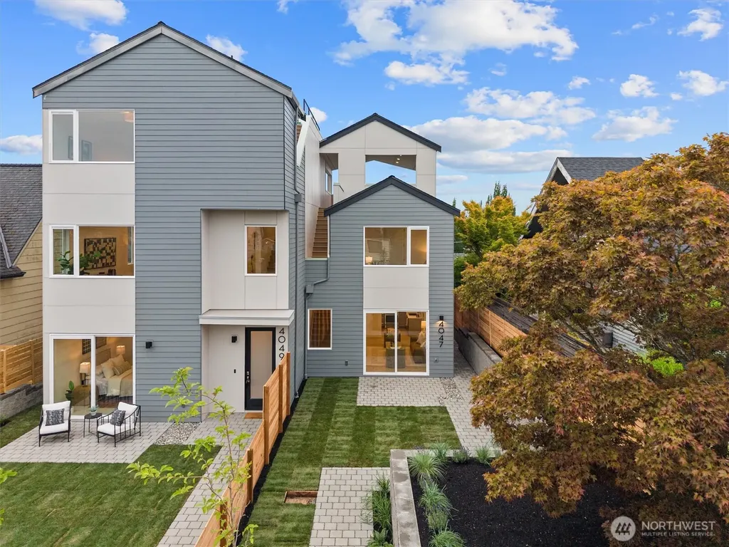 4047 44th Avenue SW Seattle WA 98116