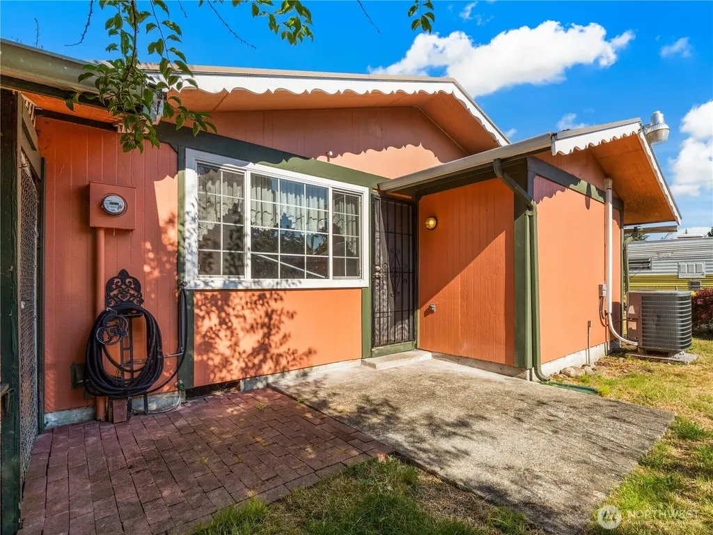 17111 5th Avenue Ct E Spanaway WA 98387