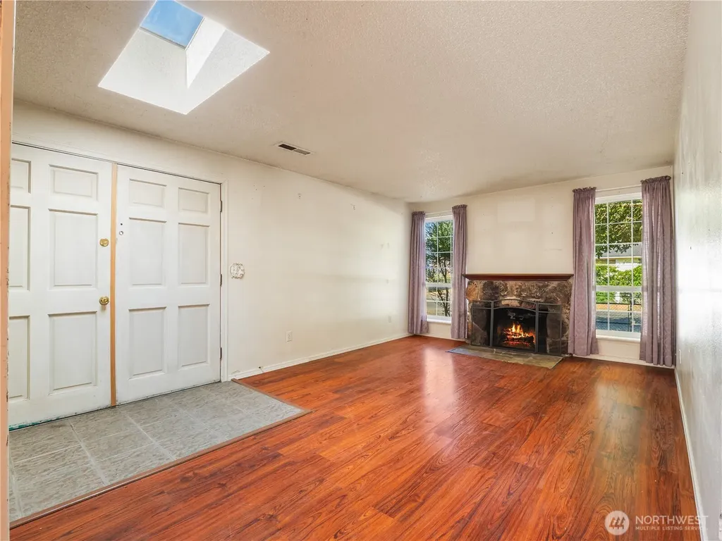 17111 5th Avenue Ct E Spanaway WA 98387