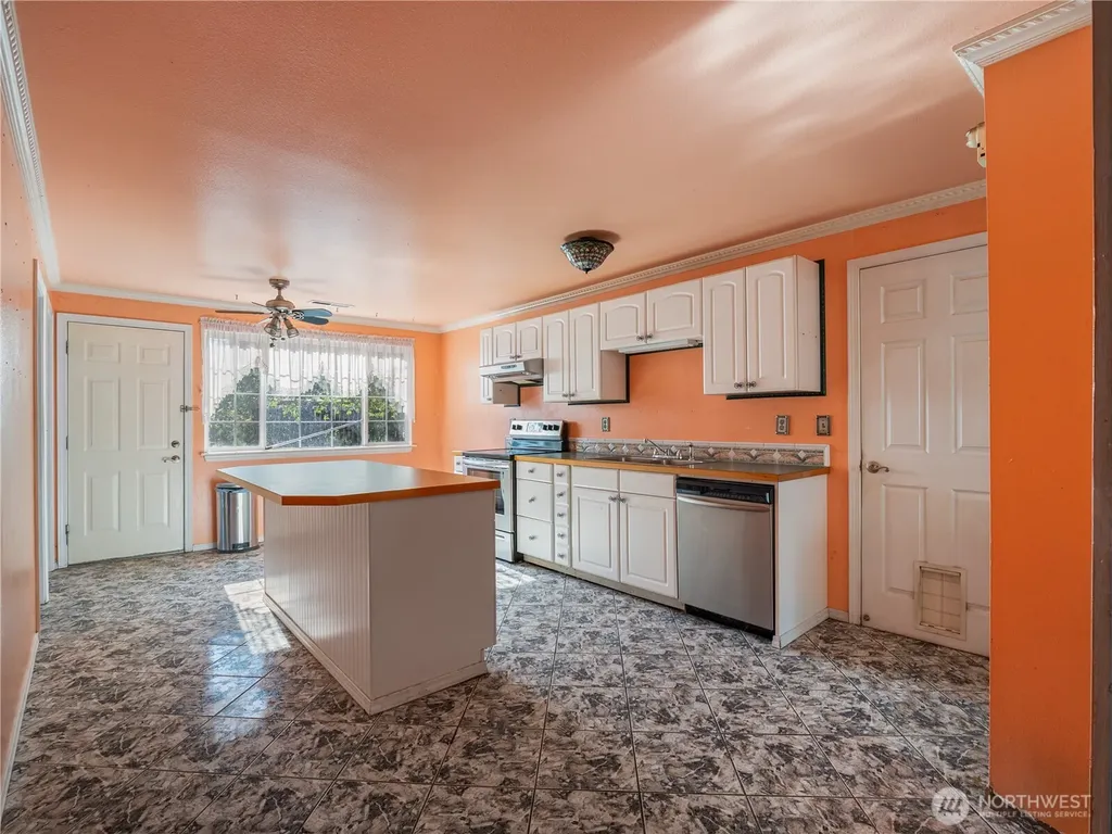 17111 5th Avenue Ct E Spanaway WA 98387