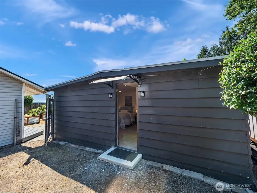 4815 S 184th Street Seatac WA 98188