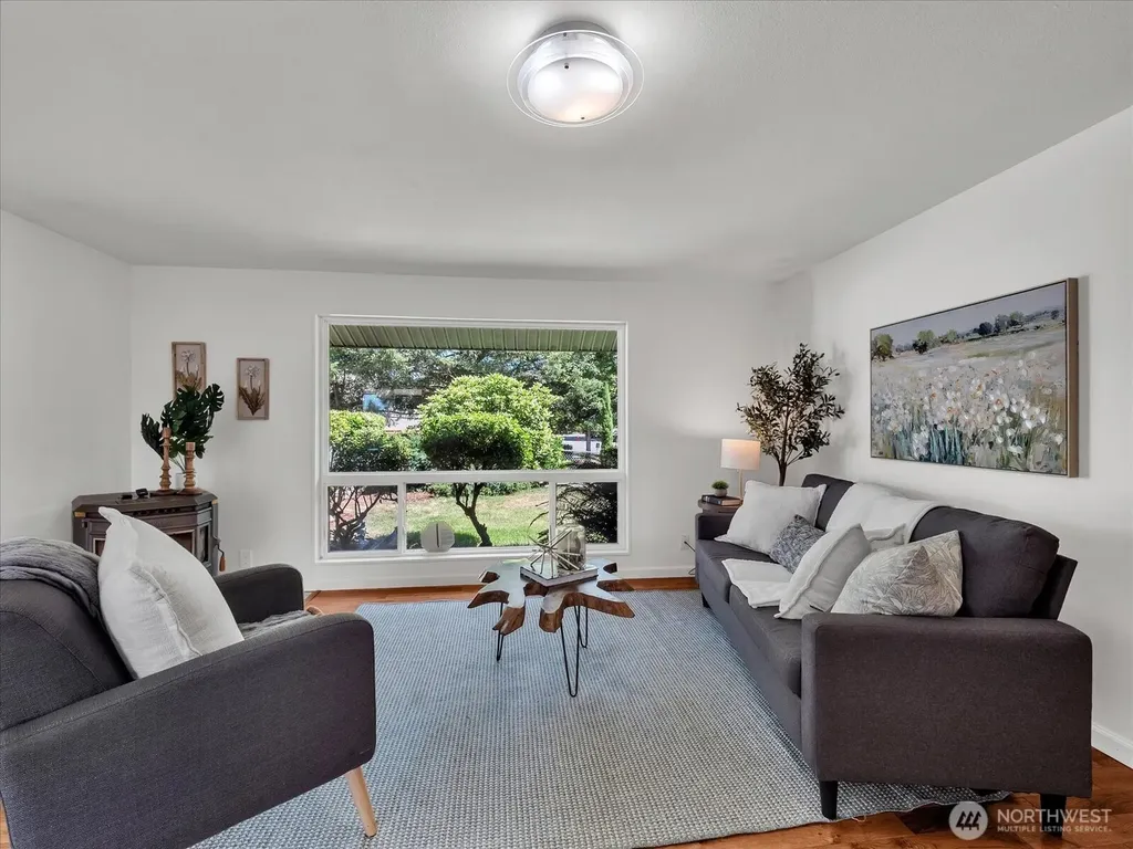 4815 S 184th Street Seatac WA 98188