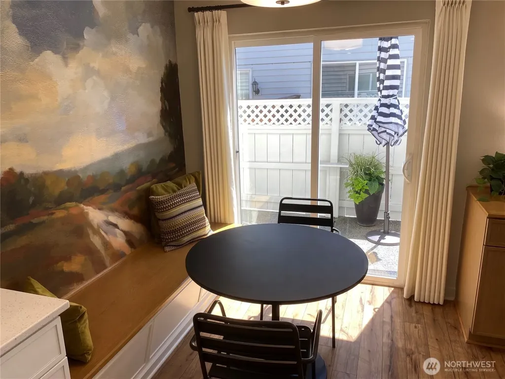 100 Simon East Wenatchee WA 98802
