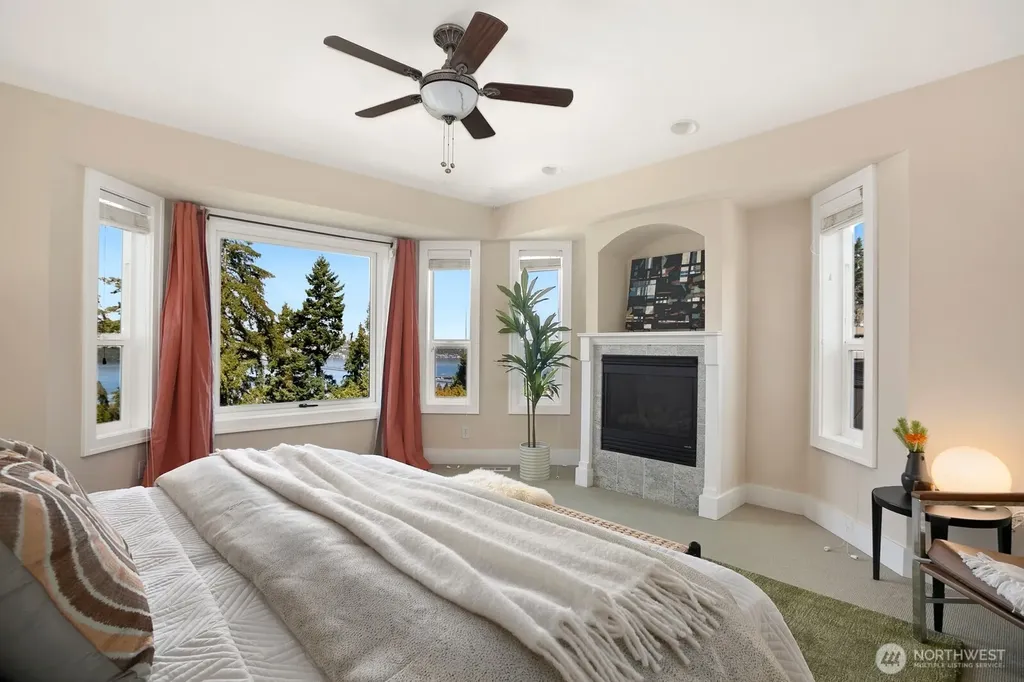 3021 70th Avenue SE Mercer Island WA 98040