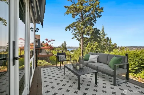 3021 70th Avenue SE Mercer Island WA 98040